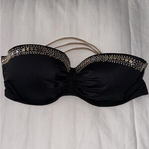 Victoria’s Secret bikini top